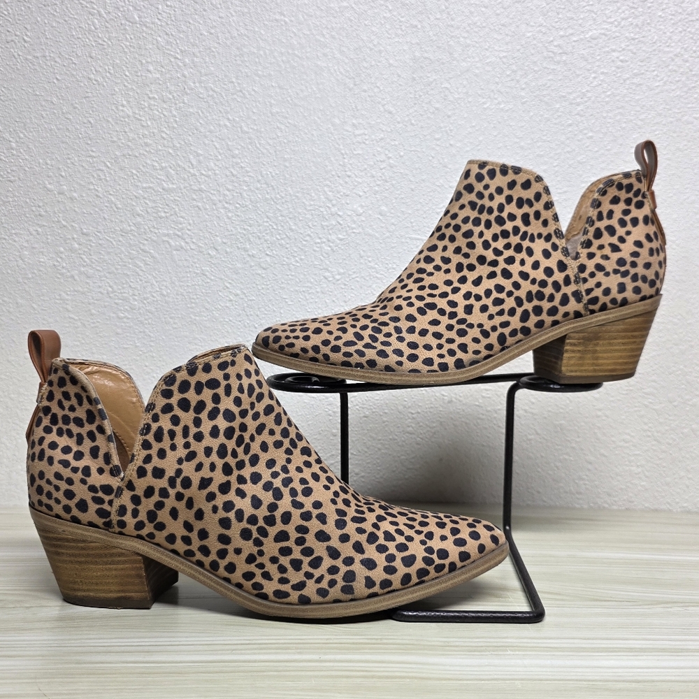 Nine West Leopard Ankle Boot with Chunky Heel Size 8.5 - Picture 6 of 8